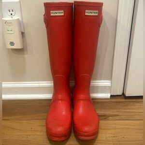 Hunter Coral Colored Rain Boots